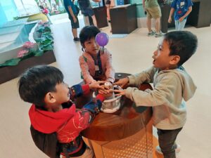 Curiosity takes flight at the Science Centre!
